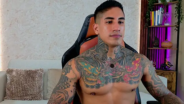 AdanReilly online show from June 12, 2026, 9:45 pm