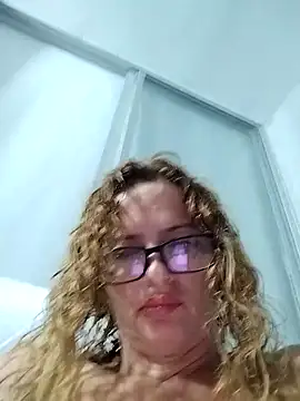 CioniWeiss online show from October 31, 2025, 11:44 pm