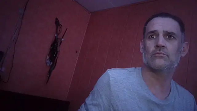 Snapshot of Lia_Y_PatrickX chatting on February 7, 2025, 10:52 pm Lia Y PatrickX online show from February 7, 2025, 10:52 pm