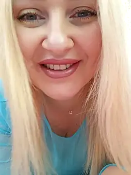 LadyLolyPop  online show from November 14, 2025, 9:13 am