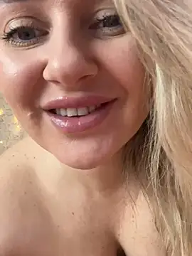 LadyLolyPop  online show from March 11, 2025, 2:53 am