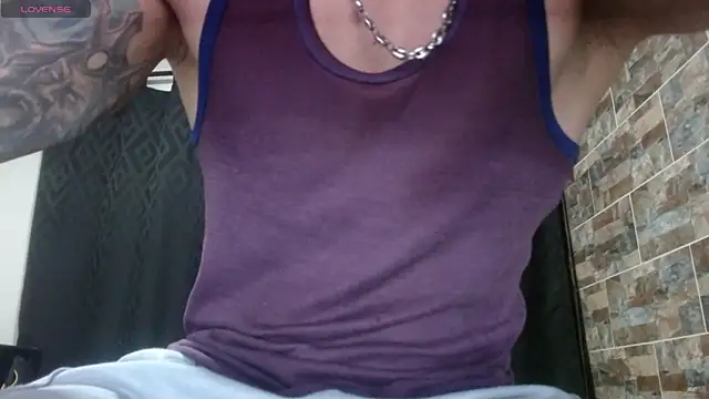 Snapshot of babyrecord1 chatting on December 13, 2025, 11:11 pm babyrecord1 online show from December 13, 2025, 11:11 pm