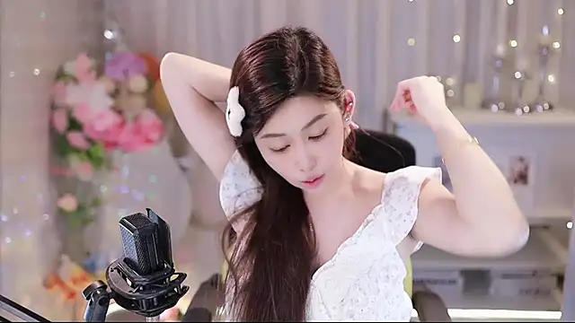 SleepArtist online show from October 22, 2025, 2:33 am