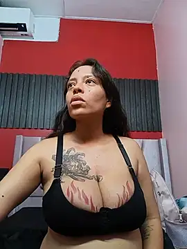 lexyfyre online show from July 23, 2026, 1:19 pm