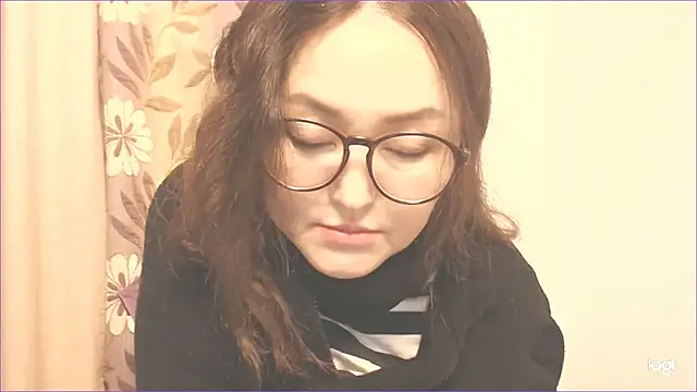 Snapshot of hrnyteacher chatting on December 15, 2024, 9:42 pm hrnyteacher online show from December 15, 2024, 9:42 pm