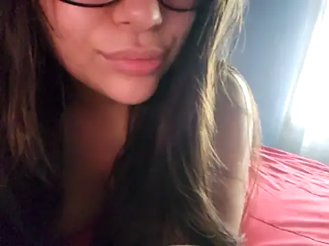 Snapshot of Blanquitaaa chatting on February 16, 2026, 2:16 pm Blanquitaaa online show from February 16, 2026, 2:16 pm