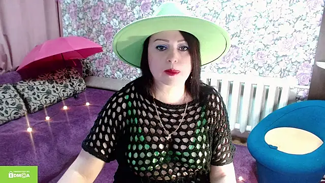 Snapshot of Julia-ru chatting on October 28, 2025, 8:08 pm Julia-ru online show from October 28, 2025, 8:08 pm