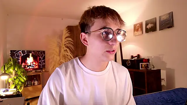 Mr evan1 online show from October 28, 2025, 4:06 pm