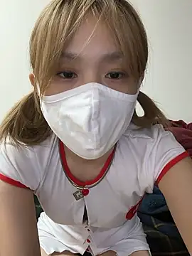 amichao online show from April 26, 2026, 4:43 am