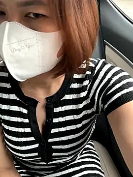 May-Squirt online show from October 29, 2025, 6:34 am