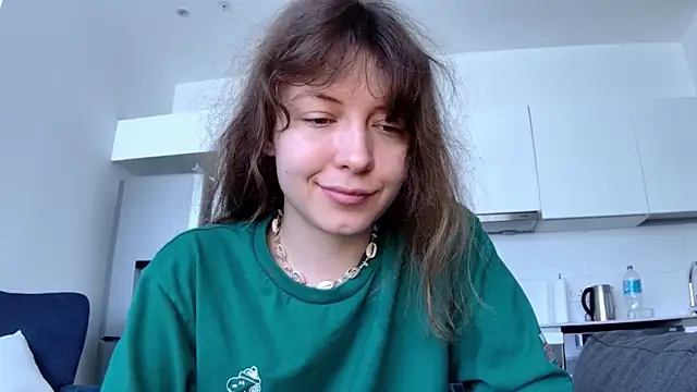 Snapshot of sun_place chatting on February 16, 2026, 8:13 am sun place online show from February 16, 2026, 8:13 am