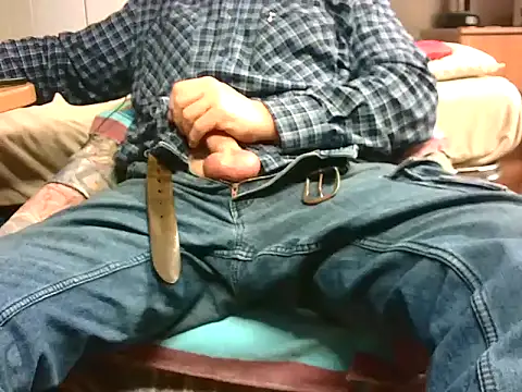 Snapshot of Giulio35_Pika chatting on February 25, 2026, 4:18 pm Giulio35 Pika online show from February 25, 2026, 4:18 pm