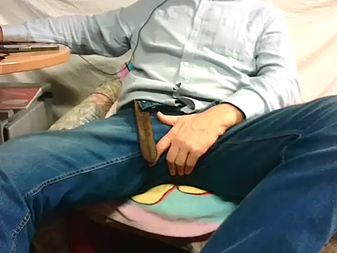 Giulio35 Pika online show from December 22, 2025, 4:07 pm