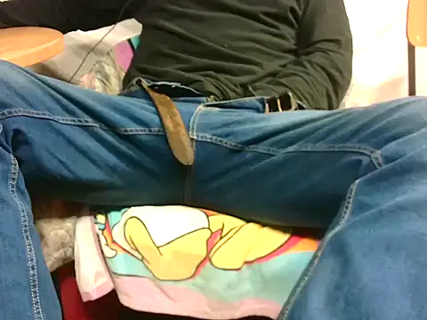 Giulio35 Pika online show from October 25, 2025, 4:33 am