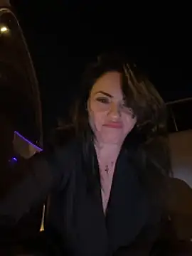 KimKelly13 online show from December 17, 2025, 7:52 pm