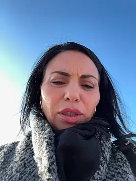 KimKelly13 online show from February 28, 2026, 8:36 am