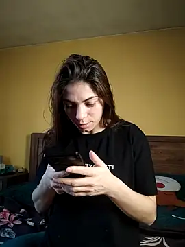 Snapshot of AntoniaHottie chatting on March 1, 2026, 8:47 am AntoniaHottie online show from March 1, 2026, 8:47 am