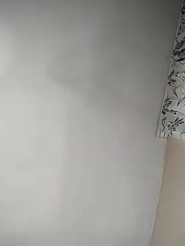 Snapshot of AntoniaHottie chatting on October 6, 2025, 6:58 am AntoniaHottie online show from October 6, 2025, 6:58 am