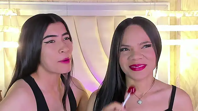 siara and zoe online show from July 7, 2026, 11:19 pm