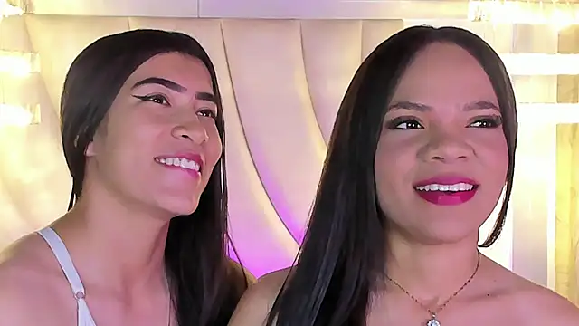 siara and zoe online show from July 18, 2026, 10:51 pm