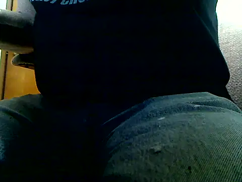 markluvskitty online show from December 15, 2025, 1:06 pm