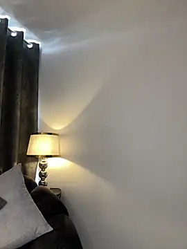 CHERRYY BOMB  online show from March 25, 2026, 5:12 pm