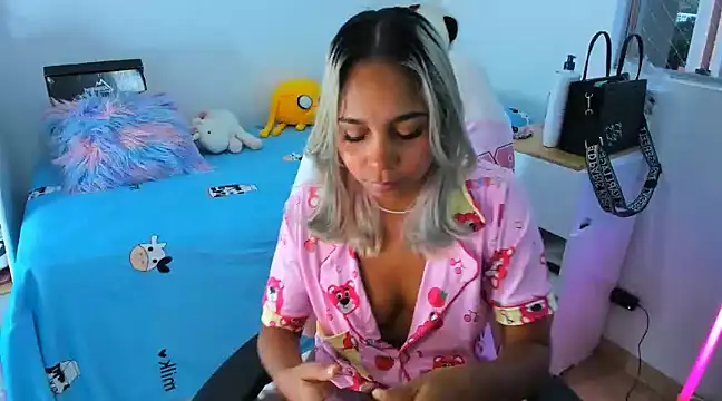  anhalia online show from December 14, 2024, 10:28 pm