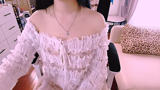 Snapshot of Lee_Mi chatting on March 10, 2026, 12:42 pm Lee Mi online show from March 10, 2026, 12:42 pm