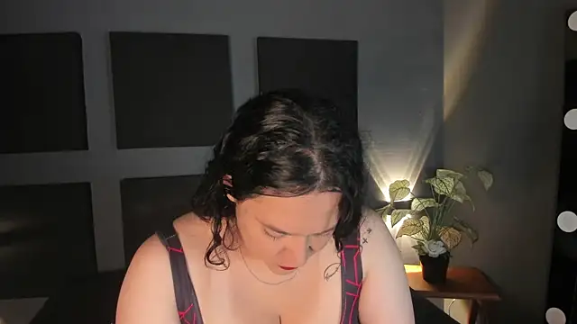 Biiancacox online show from October 8, 2025, 3:19 am