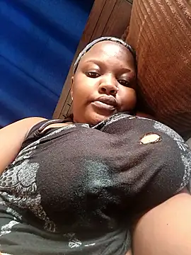 queennapal online show from April 1, 2026, 4:47 am