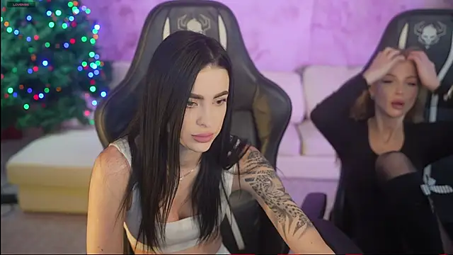 Snapshot of Tina_Breeze chatting on January 16, 2026, 8:29 am Tina Breeze online show from January 16, 2026, 8:29 am