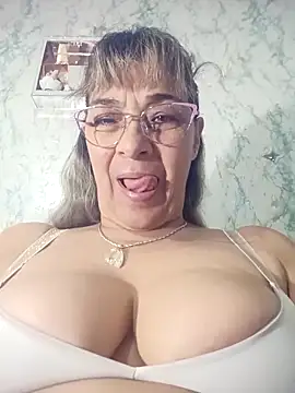 Snapshot of biancchi chatting on October 8, 2025, 11:27 pm biancchi online show from October 8, 2025, 11:27 pm