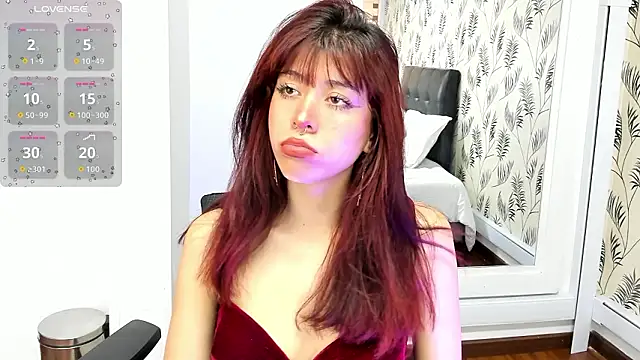 SuzzyyM online show from March 18, 2026, 8:10 pm