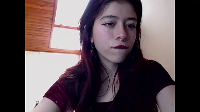 SuzzyyM online show from March 11, 2025, 3:56 pm