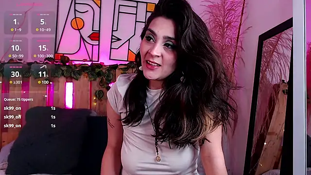 emily amaya online show from December 7, 2024, 4:26 am