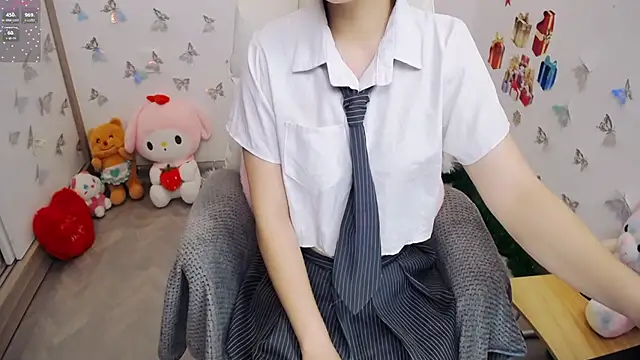 Snapshot of _Mizuki_ chatting on April 9, 2026, 4:35 pm Mizuki online show from April 9, 2026, 4:35 pm