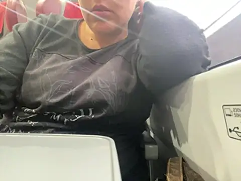 Snapshot of MorbidaMonica01 chatting on January 15, 2026, 12:41 pm MorbidaMonica01 online show from January 15, 2026, 12:41 pm