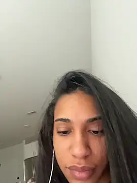 babygirlmf online show from October 8, 2025, 4:40 pm