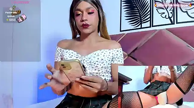 Snapshot of Celeste_Gilbert chatting on January 9, 2025, 5:00 pm Celeste Gilbert online show from January 9, 2025, 5:00 pm