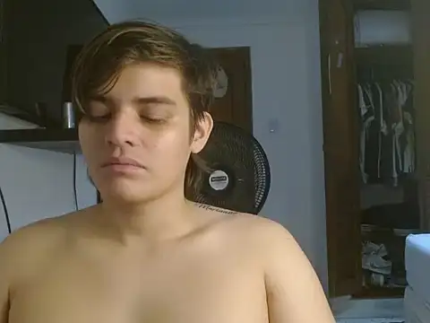 Snapshot of BadBunny_69 chatting on February 22, 2026, 5:54 am BadBunny 69 online show from February 22, 2026, 5:54 am