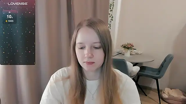 Snapshot of Alyaley chatting on February 3, 2026, 8:52 am Alyaley online show from February 3, 2026, 8:52 am