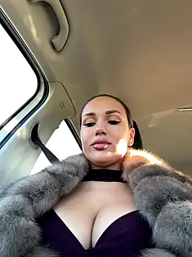 Snapshot of Syka0001 chatting on October 1, 2025, 1:15 pm Syka0001 online show from October 1, 2025, 1:15 pm