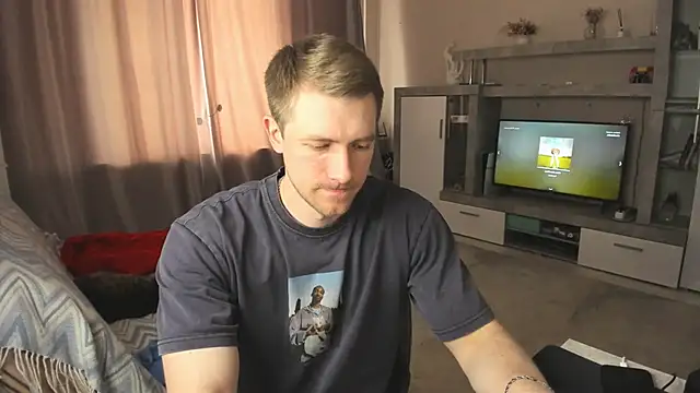 EthanPinkman online show from May 16, 2026, 6:34 am