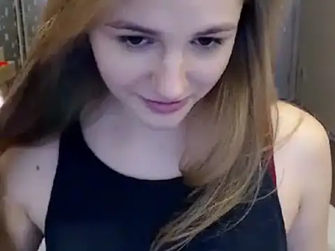 ellawillow online show from June 17, 2026, 7:02 pm