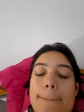 littlemelii online show from April 21, 2026, 7:20 pm