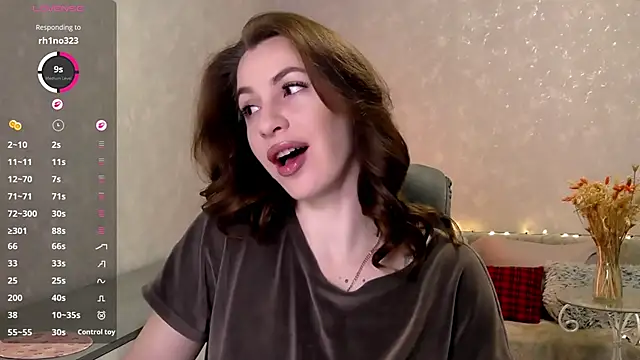 Naughty  Megan online show from May 19, 2026, 3:57 am