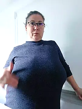 EmmaSquirt online show from March 19, 2025, 3:40 pm