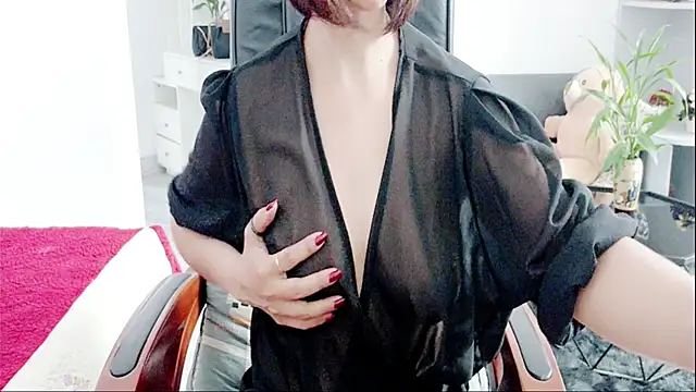 Miu-Le online show from July 25, 2026, 8:00 am