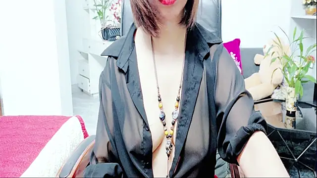 Miu-Le online show from July 17, 2026, 8:17 pm