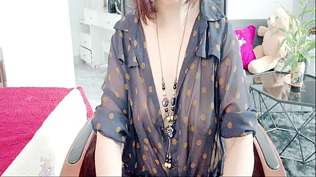 Miu-Le online show from July 20, 2026, 8:43 am